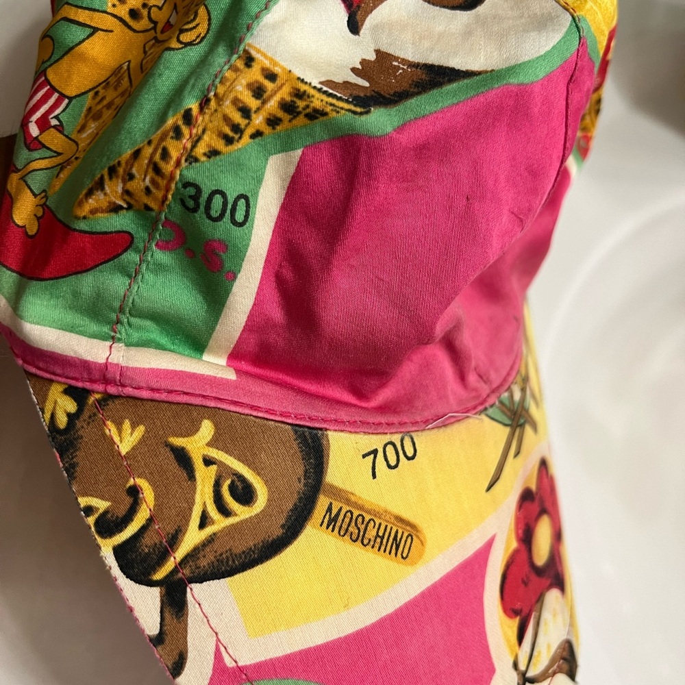 MOSCHINO authentic RARE DESIGNER MOSCHINO hat - Picture 6 of 8
